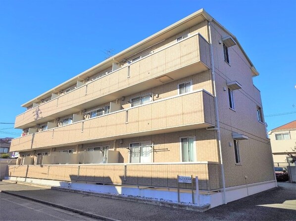 フェリスタ宮沢の物件外観写真